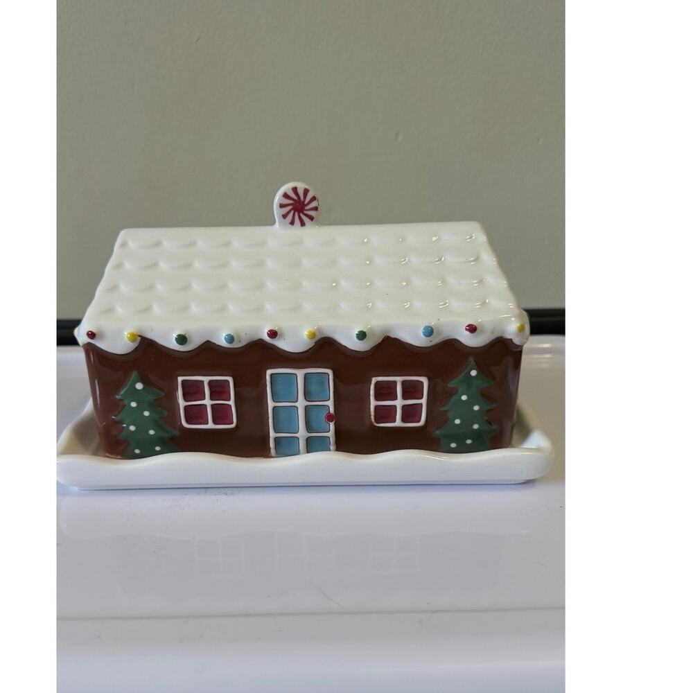 🎄 LANG Gingerbread House Christmas Butter Dish – Ceramic